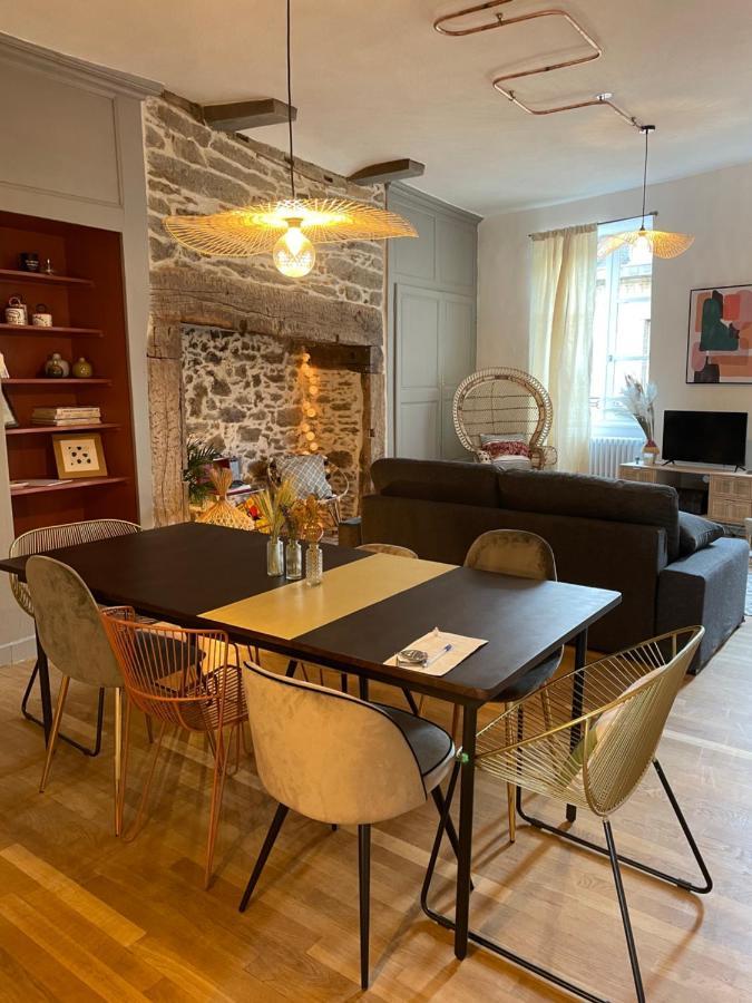 Apartmán Le Tresor De Maria Uzerche Exteriér fotografie